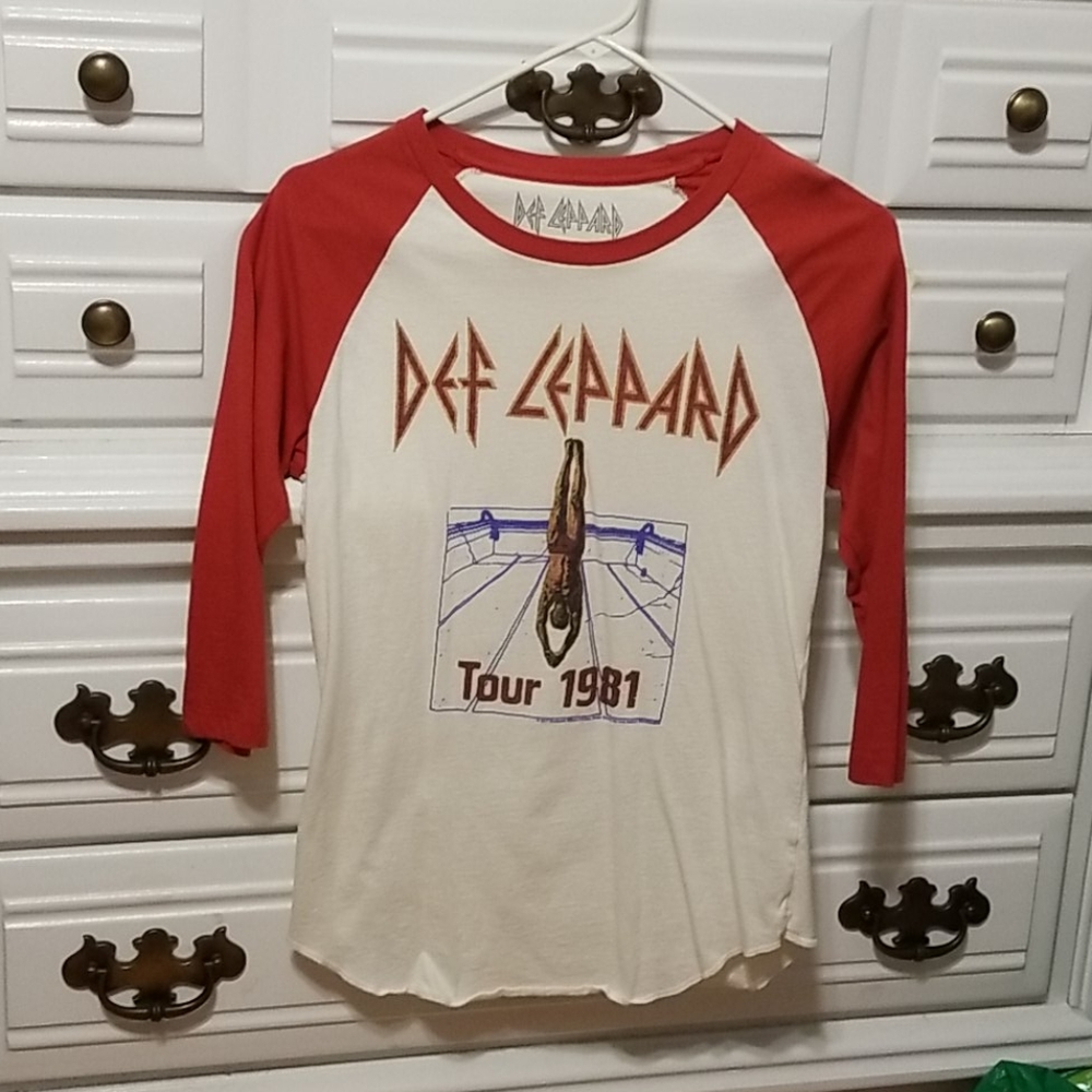 DEF LEPPARD BASEBALL SHIRT